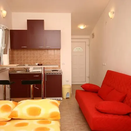 بيت ضيافة Studio Basina 4622a 3*
